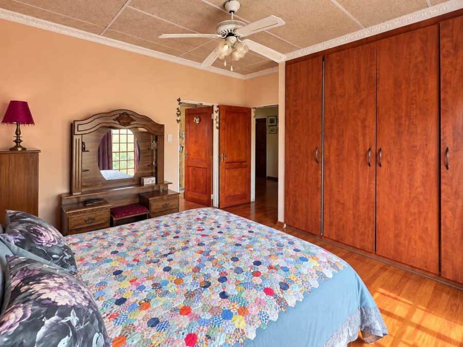 4 Bedroom Property for Sale in Ladybrand Free State